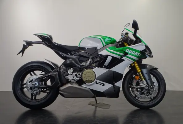 TRICOLORE
