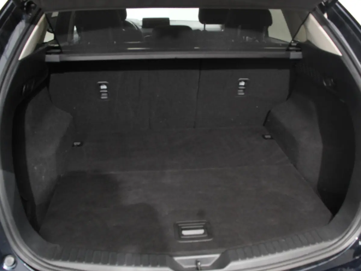 2.0 SkyActiv-G 165pk Automaat Exclusive-Line Navigatie Climate control Adaptieve cruise control Parkeersensoren 360* camera Keyless Verwarmde voorstoelen Stuurverwarming LED Navigatie HUD Bo