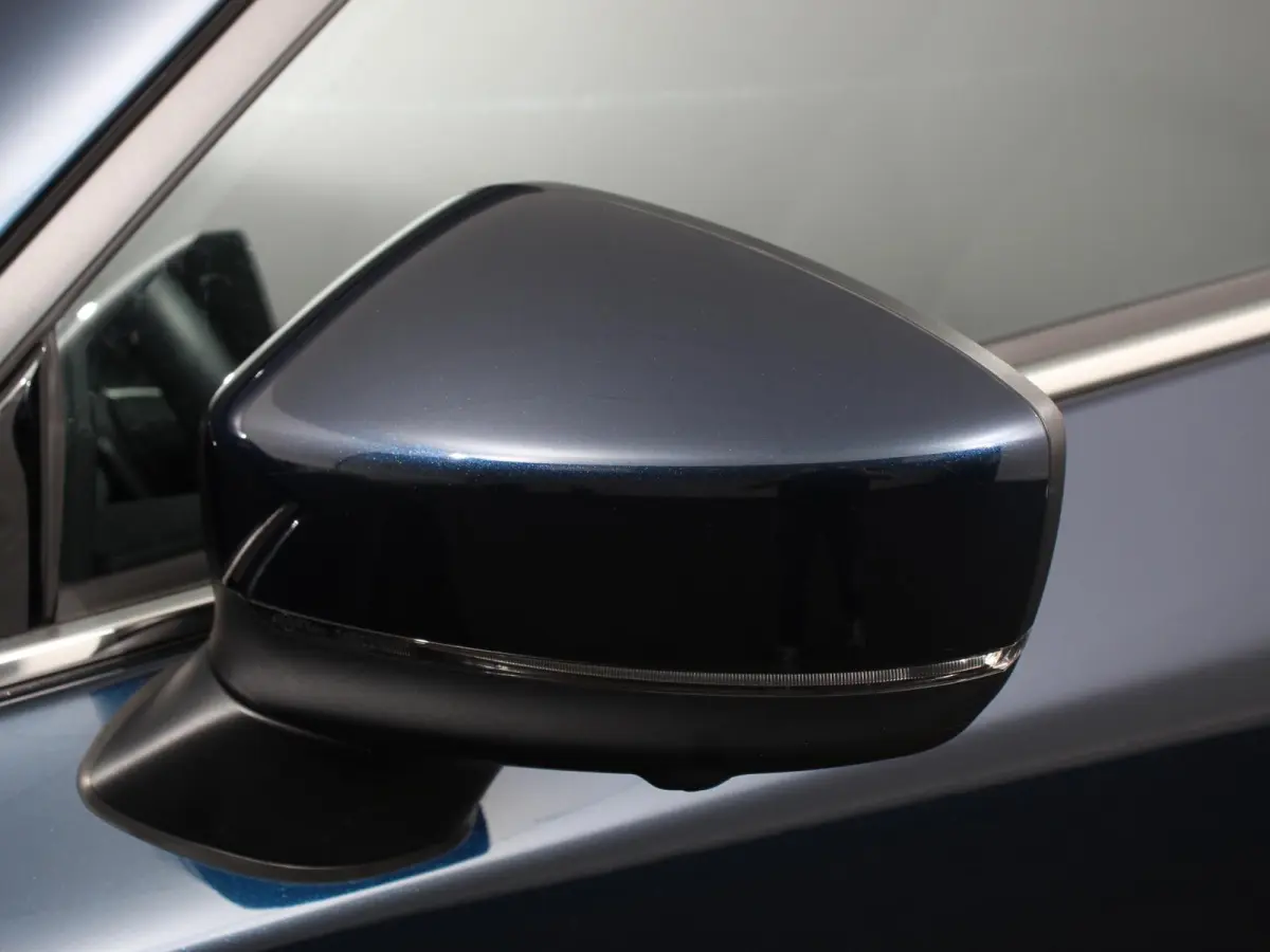 2.0 SkyActiv-G 165pk Automaat Exclusive-Line Navigatie Climate control Adaptieve cruise control Parkeersensoren 360* camera Keyless Verwarmde voorstoelen Stuurverwarming LED Navigatie HUD Bo