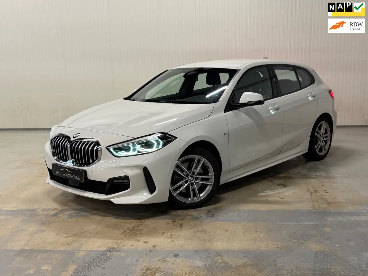 118i Executive Edition | NAP | M-SPORT | SHADOW LINE | VIRTUAL DASH