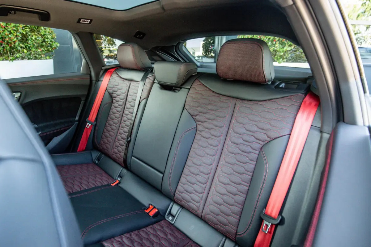 RS5 Avant e-hybrid quattro