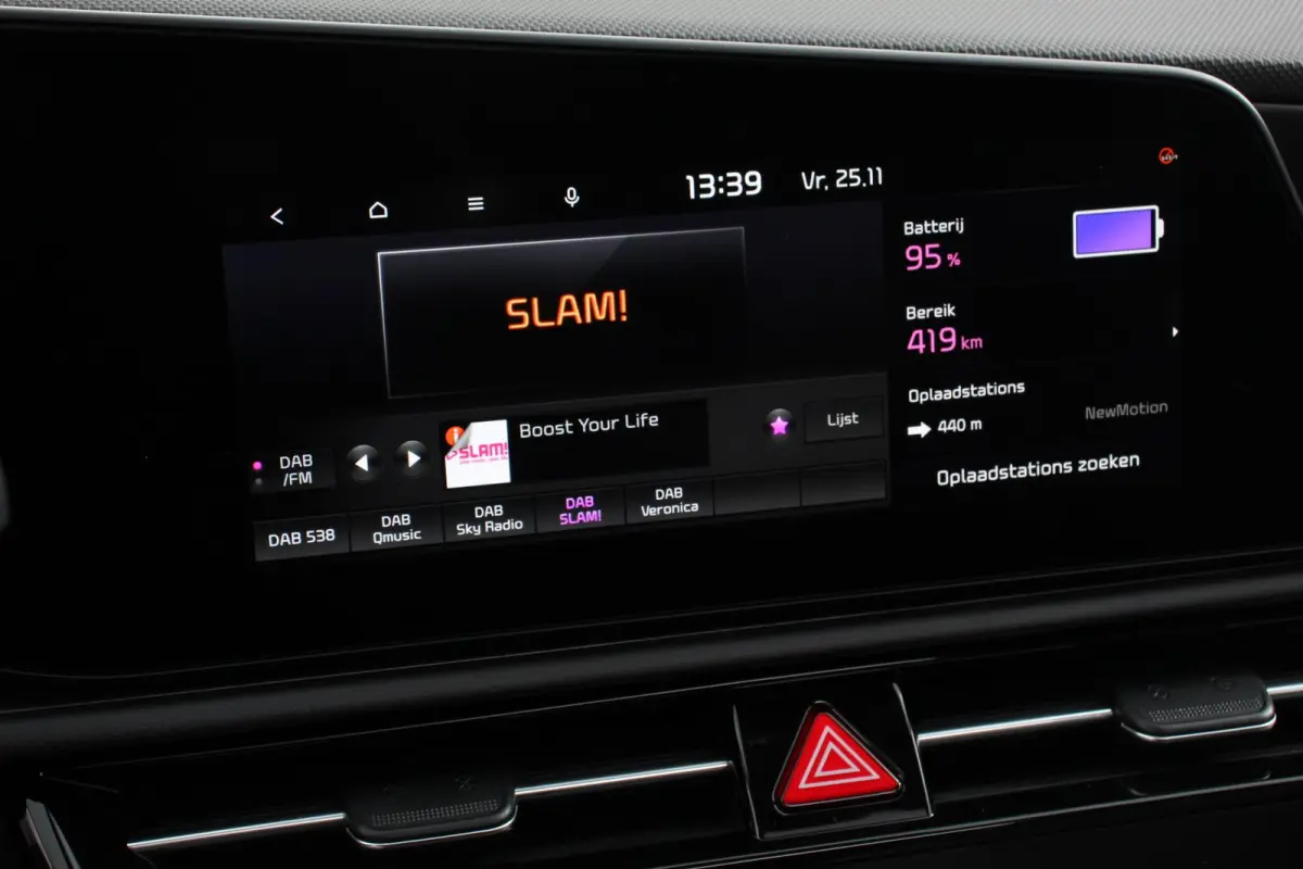 ExecutiveLine 64.8 kWh Navigatie Half Leder Schuif-kantel dak Elektrische bedienbare achterklep DAB Led Camera