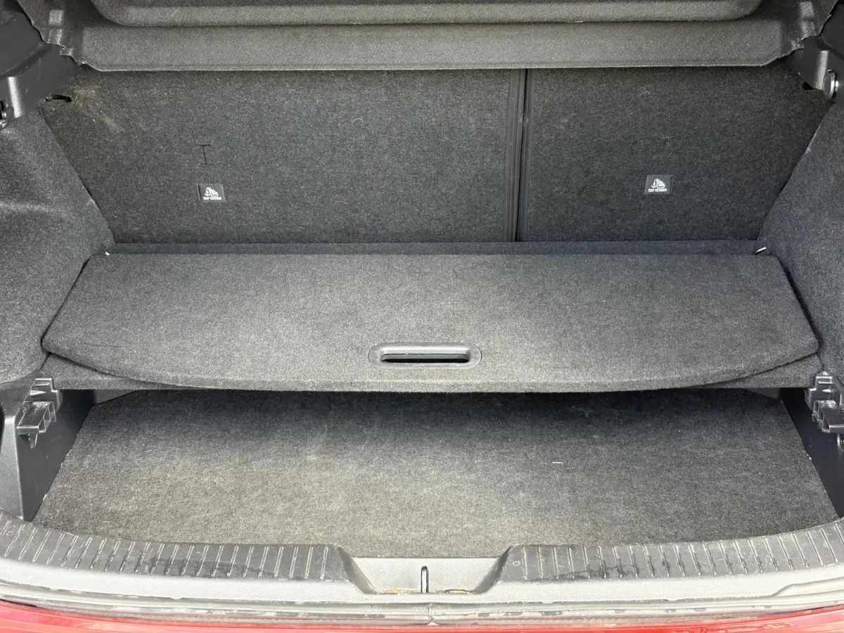 1.3 MHEV Tekna / Panorama dak / Trekhaak 1400kg geremd / Apple CarPlay/Android Auto / Cruise Control / Stoel en stuurverwarming /