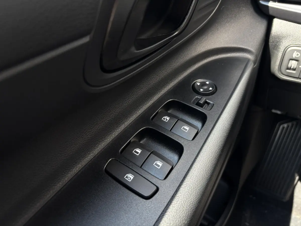 1.0 T-GDI E-Motion / Uit Voorraad Leverbaar / Snel Rijden / Navigatie / Cruise Control Adaptief / Apple Carplay/Android Auto /
