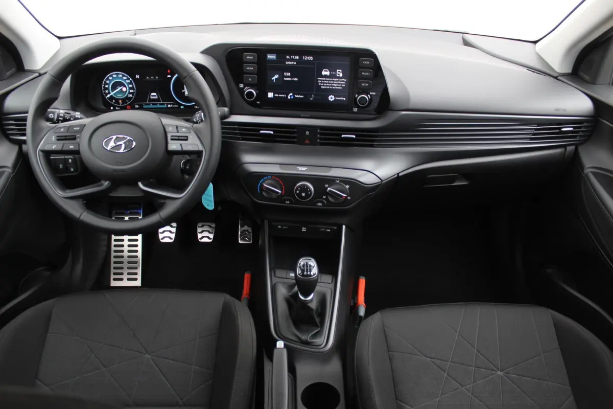 1.0 T-GDI Comfort / Navigatie middels Apple Carplay & Android Auto / Airco / Cruise Control / Lichtsensor / Lane Assist /