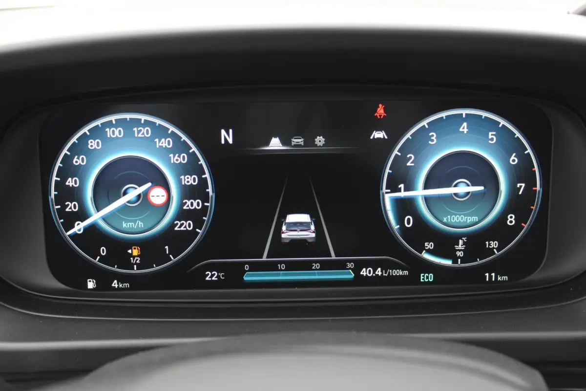 1.0 T-GDI Comfort / Navigatie middels Apple Carplay & Android Auto / Airco / Cruise Control / Lichtsensor / Lane Assist /