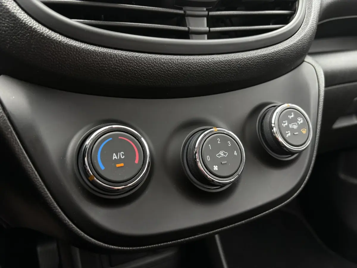 1.0 ecoFLEX 120 Jaar Edition / Airco / Bluetooth / Cruise Control / Achteruitrijsensoren / | 120 Jaar Edition+ pakket | Airco | Bluetooth telefoonvoorbereiding