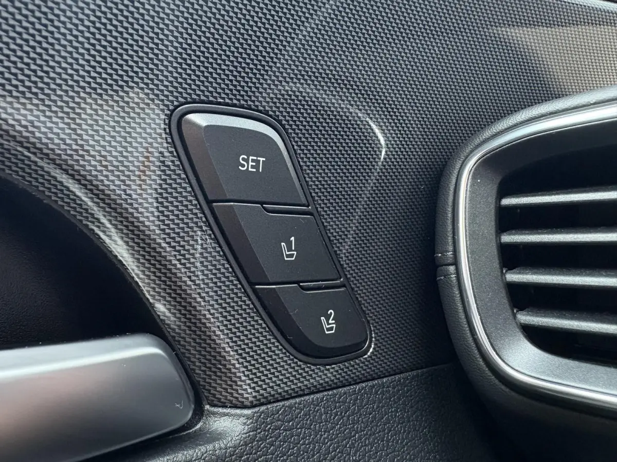 1.6 T-GDI PHEV Premium Sky 7p. SOH 100% / Elektrisch glazen panorama-dak / Automaat / All-season banden / Navigatie / Apple Carplay/Android Auto / Stoel verwarming/verkoeling / Airco separaa