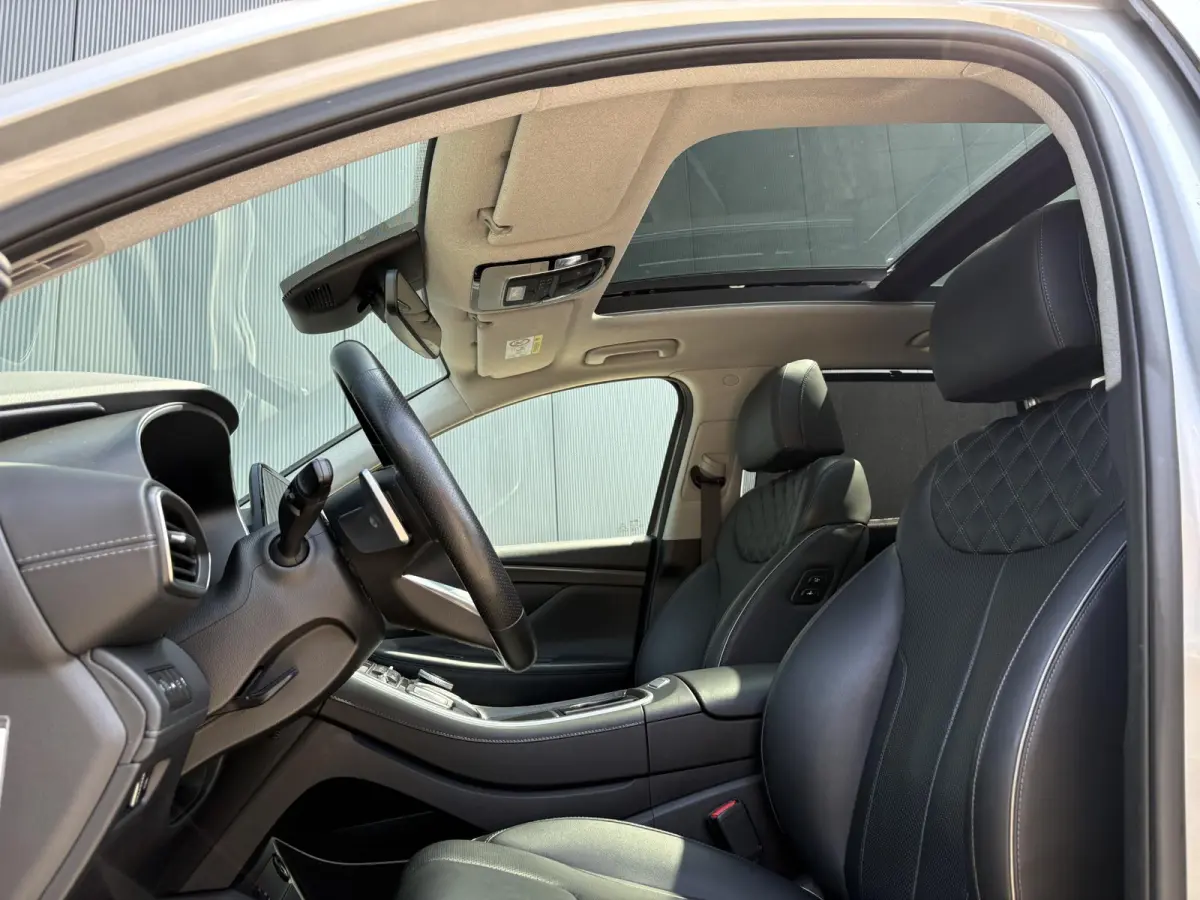 1.6 T-GDI PHEV Premium Sky 7p. SOH 100% / Elektrisch glazen panorama-dak / Automaat / All-season banden / Navigatie / Apple Carplay/Android Auto / Stoel verwarming/verkoeling / Airco separaa