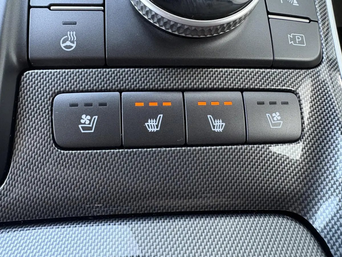 1.6 T-GDI PHEV Premium Sky 7p. SOH 100% / Elektrisch glazen panorama-dak / Automaat / All-season banden / Navigatie / Apple Carplay/Android Auto / Stoel verwarming/verkoeling / Airco separaa