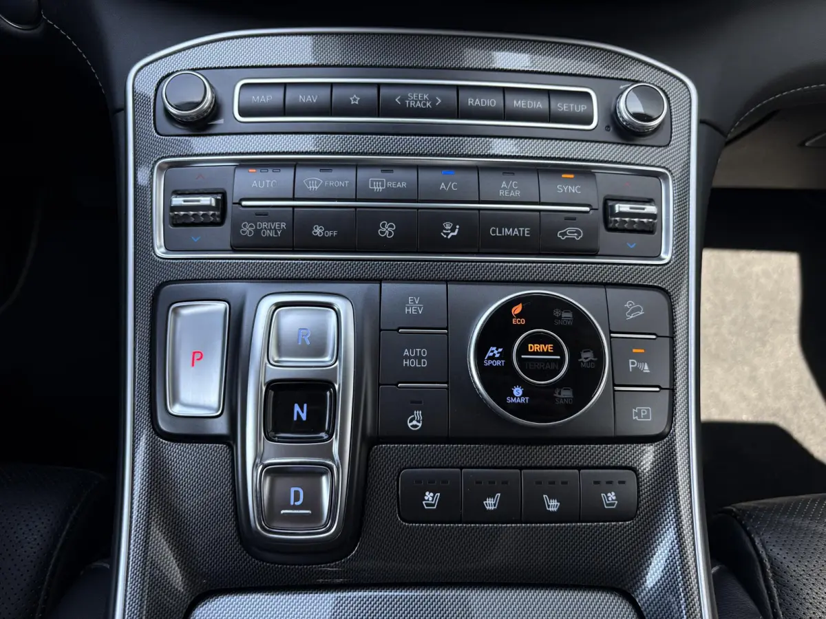 1.6 T-GDI PHEV Premium Sky 7p. SOH 100% / Elektrisch glazen panorama-dak / Automaat / All-season banden / Navigatie / Apple Carplay/Android Auto / Stoel verwarming/verkoeling / Airco separaa