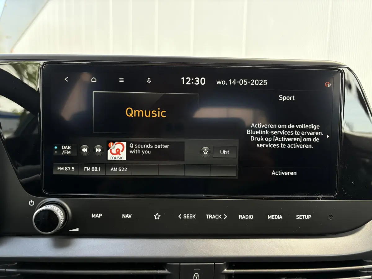 1.0 T-GDI Comfort / Two-tone / Navigatie / Cruise Control / Airco / Camera / Lane Assist /
