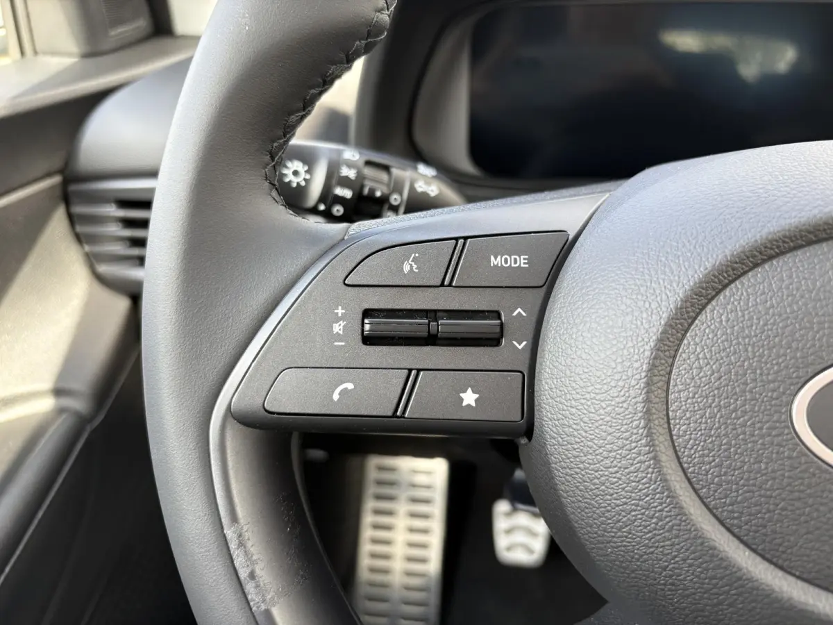 1.0 T-GDI Comfort / Two-tone / Navigatie / Cruise Control / Airco / Camera / Lane Assist /