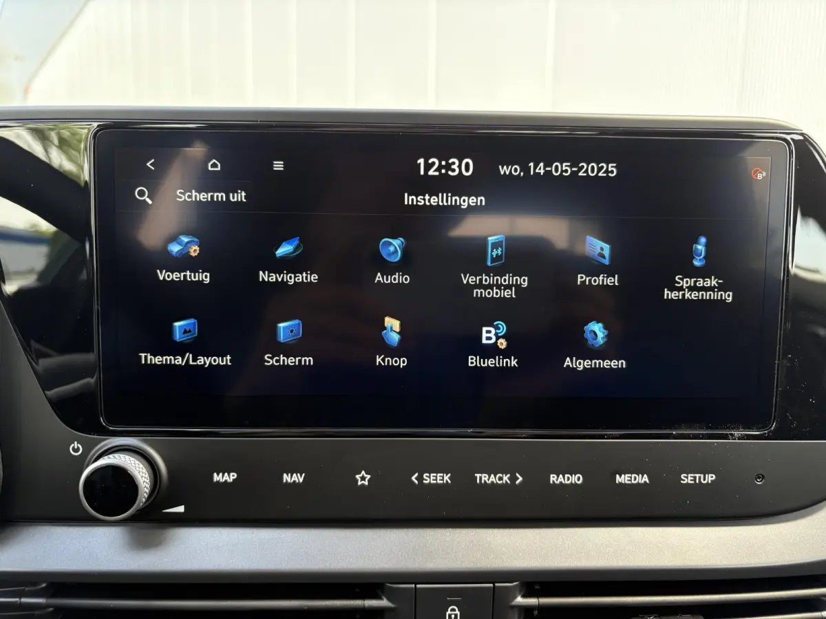 1.0 T-GDI Comfort / Two-tone / Navigatie / Cruise Control / Airco / Camera / Lane Assist /