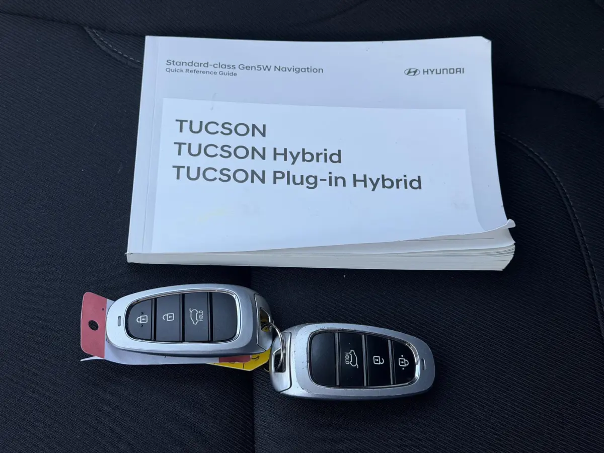 1.6 T-GDI PHEV Comfort Smart 4WD / Dealer Onderhouden / Fabrieksgarantie tot 9-2028 / Navigatie / Adaptieve Cruise / Stoel & Stuurwiel Verwarming / Keyless /