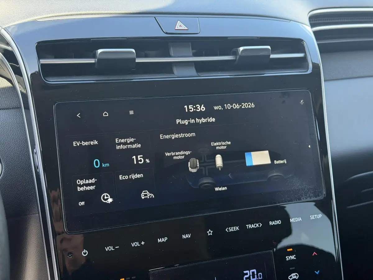 1.6 T-GDI PHEV Comfort Smart 4WD / Dealer Onderhouden / Fabrieksgarantie tot 9-2028 / Navigatie / Adaptieve Cruise / Stoel & Stuurwiel Verwarming / Keyless /