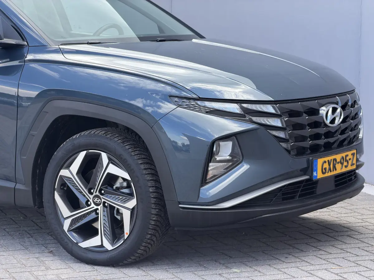 1.6 T-GDI PHEV Comfort Smart 4WD / Dealer Onderhouden / Fabrieksgarantie tot 9-2028 / Navigatie / Adaptieve Cruise / Stoel & Stuurwiel Verwarming / Keyless /
