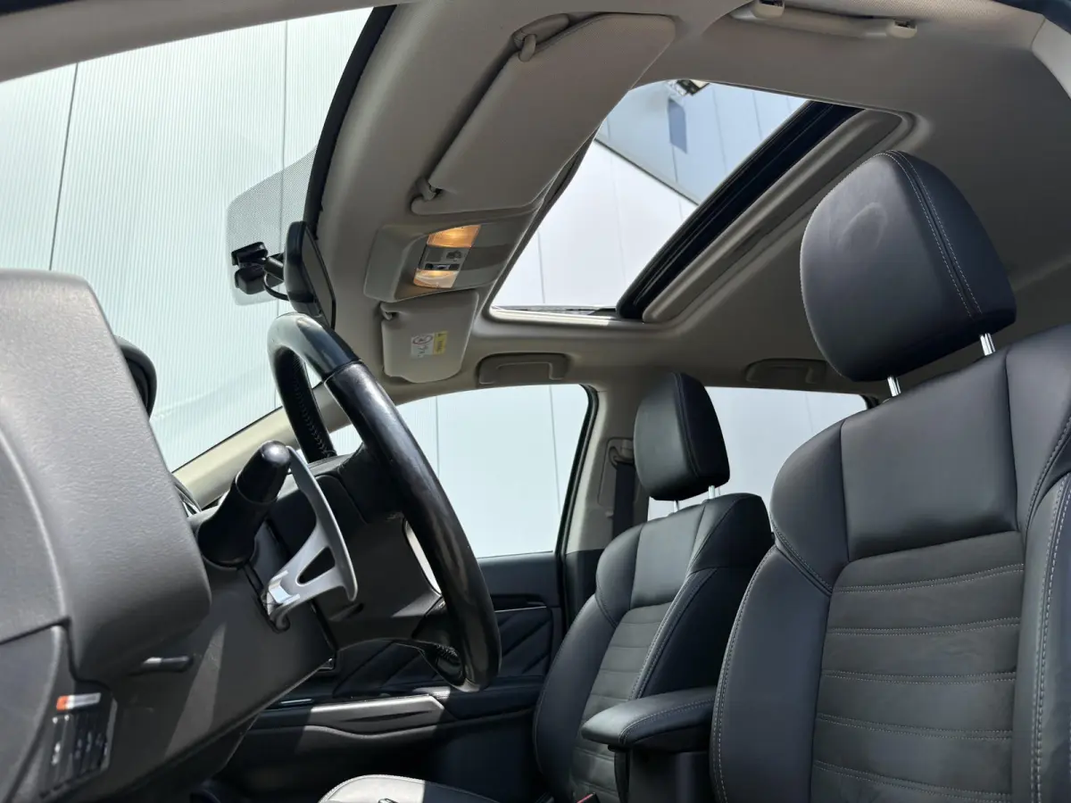 2.4 PHEV Intense+ / Stoel/Stuurverwarming / Climate control / Glazen schuif-/kanteldak / Trekhaak geremd trekgewicht 1500 kg / Navigatie / Bluetooth /