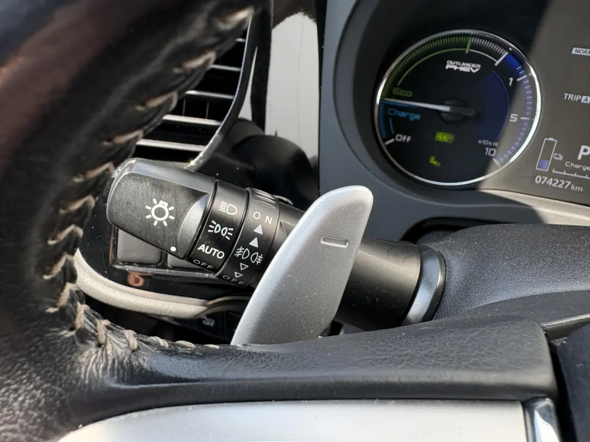 2.4 PHEV Intense+ / Stoel/Stuurverwarming / Climate control / Glazen schuif-/kanteldak / Trekhaak geremd trekgewicht 1500 kg / Navigatie / Bluetooth /