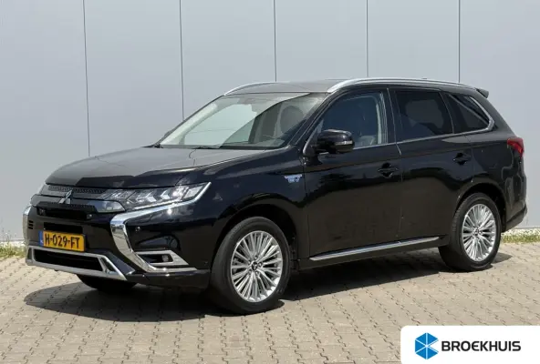 2.4 PHEV Intense+ / Stoel/Stuurverwarming / Climate control / Glazen schuif-/kanteldak / Trekhaak geremd trekgewicht 1500 kg / Navigatie / Bluetooth /