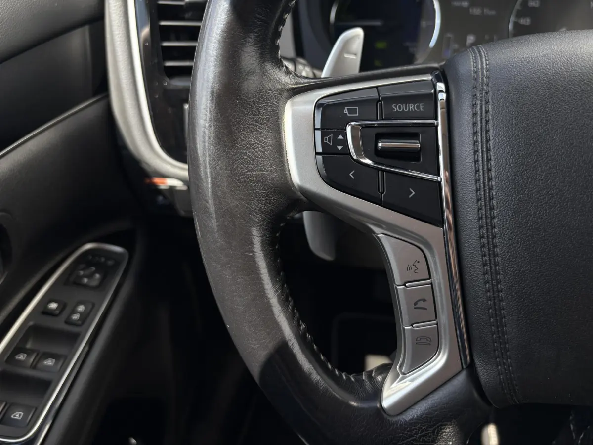 2.4 PHEV Intense+ / Stoel/Stuurverwarming / Climate control / Glazen schuif-/kanteldak / Trekhaak geremd trekgewicht 1500 kg / Navigatie / Bluetooth /