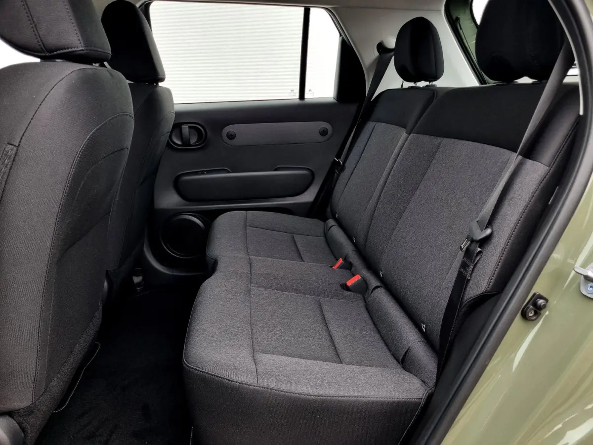 E-Motion 49 kWh / Navigatie / Airco / Cruise control Adaptief / Apple Carplay/Android Auto /