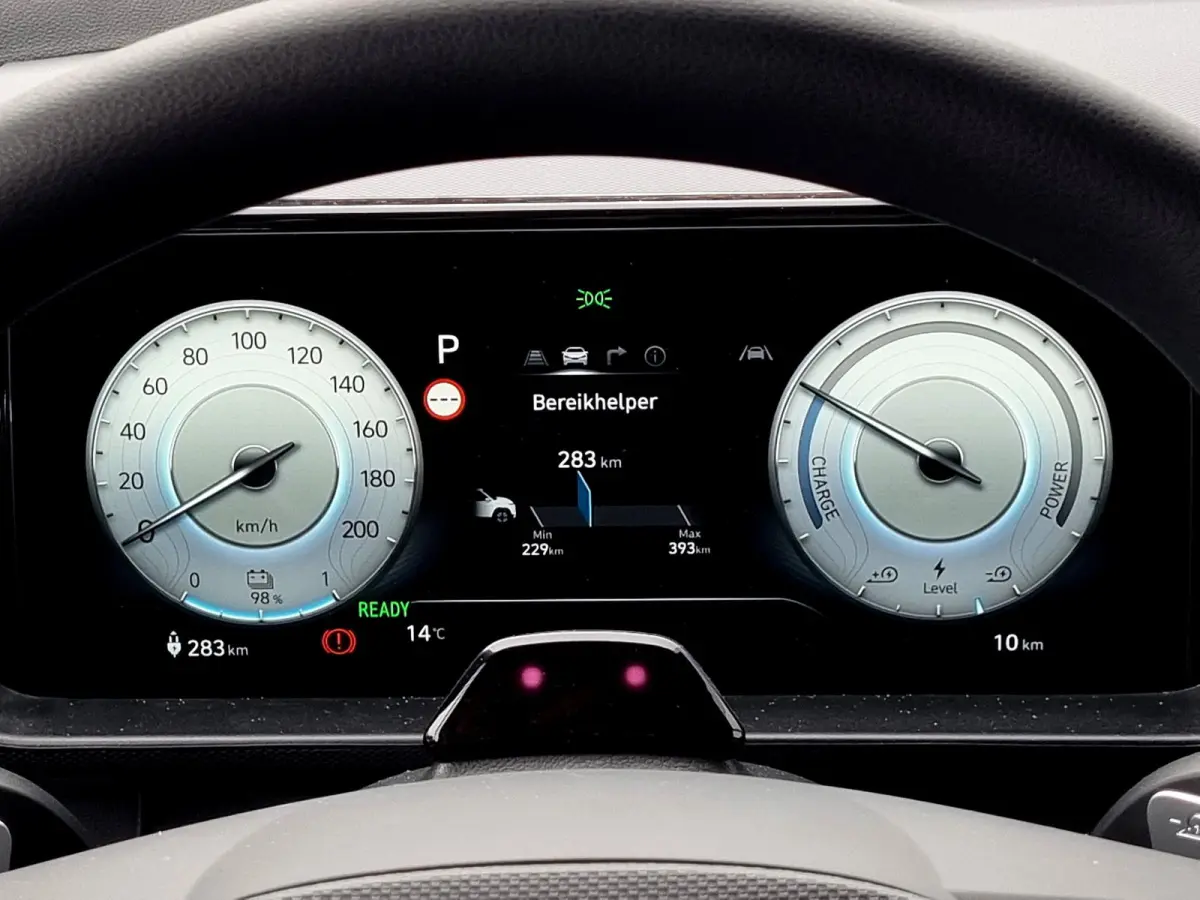 E-Motion 49 kWh / Navigatie / Airco / Cruise control Adaptief / Apple Carplay/Android Auto /