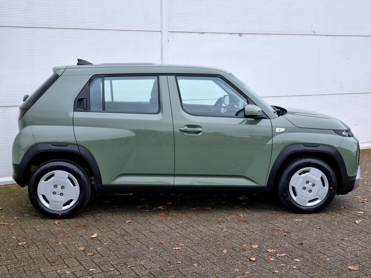 E-Motion 49 kWh / Navigatie / Airco / Cruise control Adaptief / Apple Carplay/Android Auto /