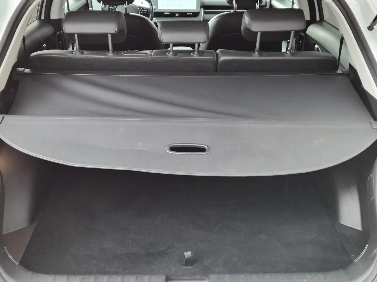 Connect 77.4 kWh / SOH 100% / Trekgewicht 1600 kg / CCS snelladen / Warmtepomp / Rondomzicht camera / Stuur- Stoel & Achterbank verwarming / Adaptief cruise control / Draadloze telefoon lade