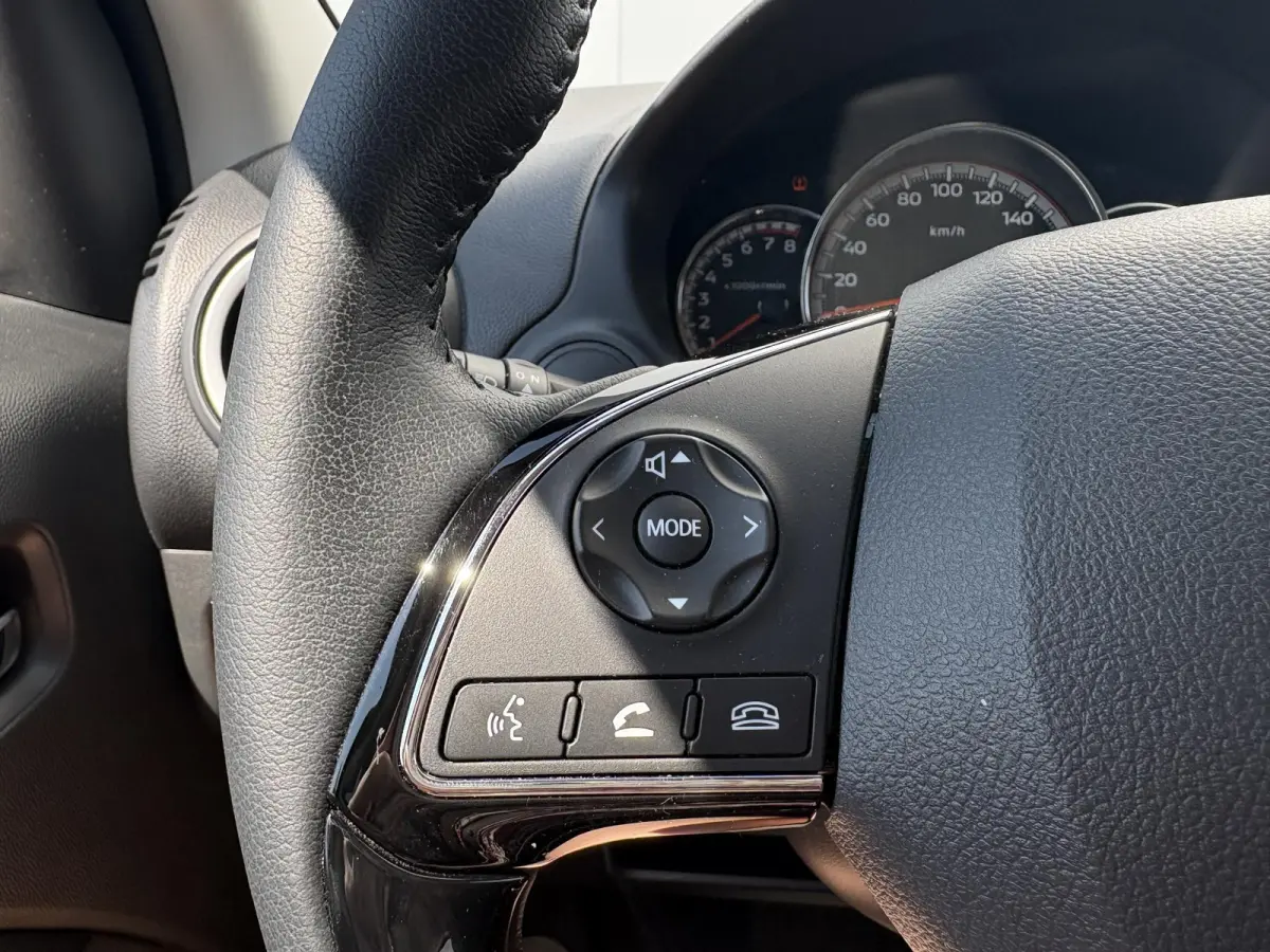1.2 Active / Cruise Controle / Automaat / Airco / Bluetooth /