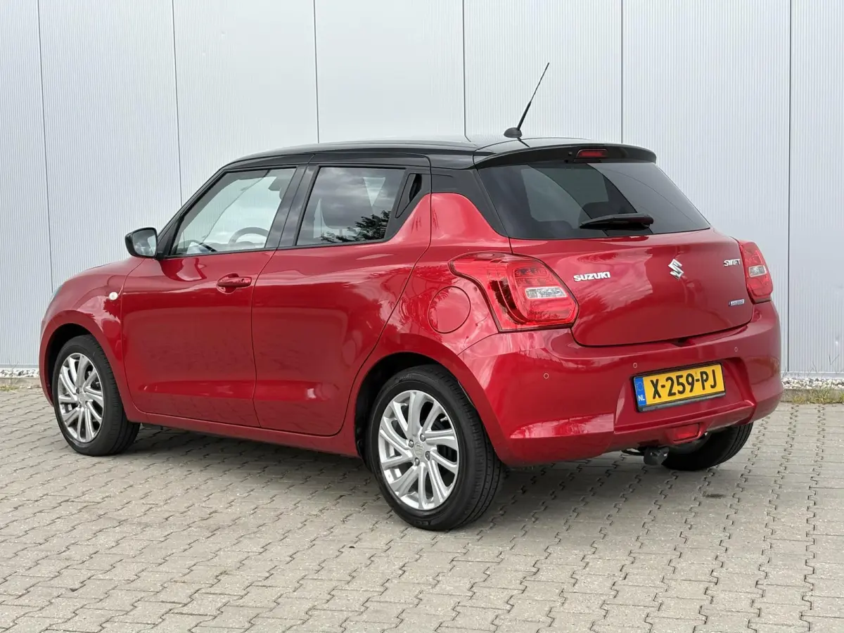 1.2 Select Smart Hybrid / Trekhaak met afneembare kogel 1000kg geremd / Navigatie / Fabrieksgarantie tot 2030 / Airco / Apple carplay/Android Auto / Cruise control adaptief /