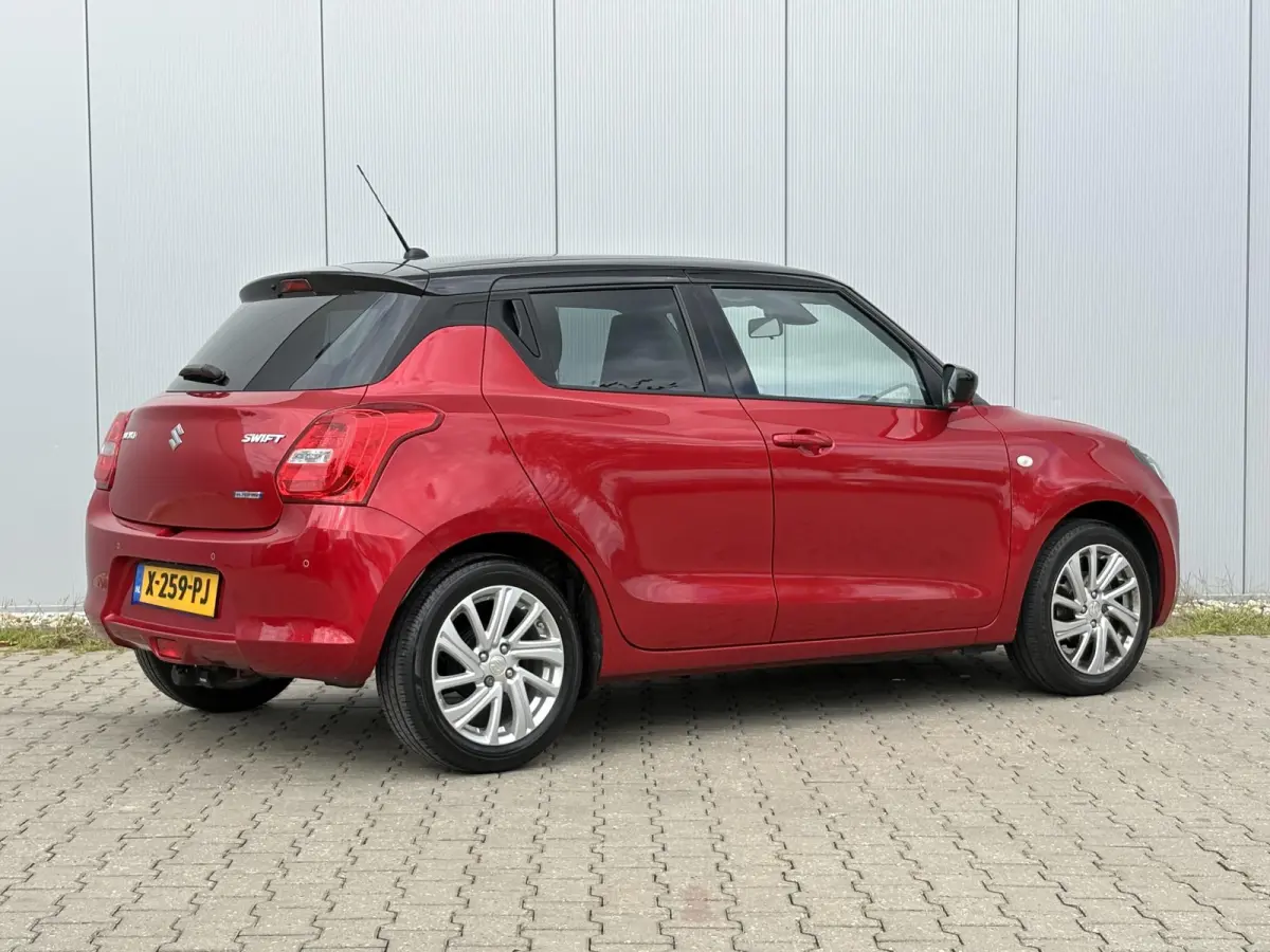 1.2 Select Smart Hybrid / Trekhaak met afneembare kogel 1000kg geremd / Navigatie / Fabrieksgarantie tot 2030 / Airco / Apple carplay/Android Auto / Cruise control adaptief /