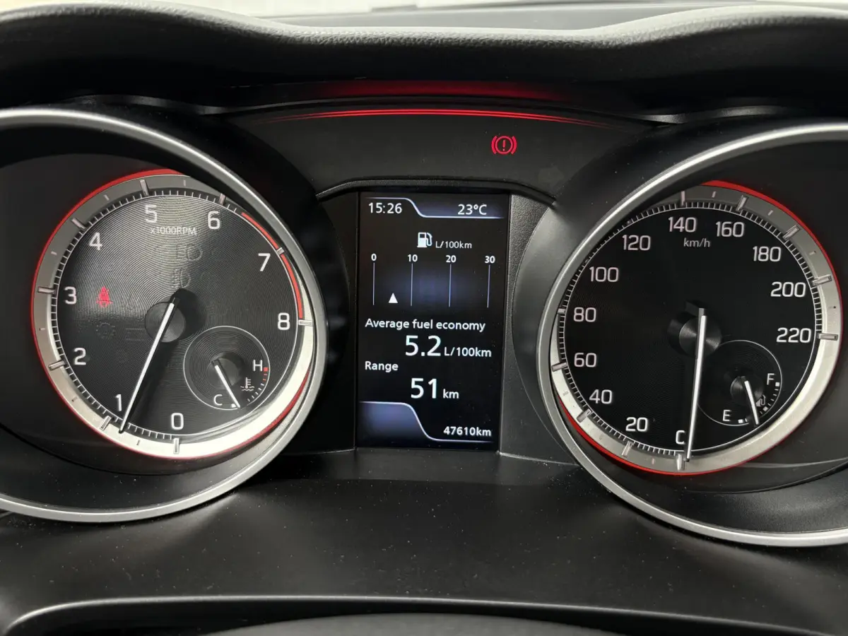 1.2 Select Smart Hybrid / Trekhaak met afneembare kogel 1000kg geremd / Navigatie / Fabrieksgarantie tot 2030 / Airco / Apple carplay/Android Auto / Cruise control adaptief /