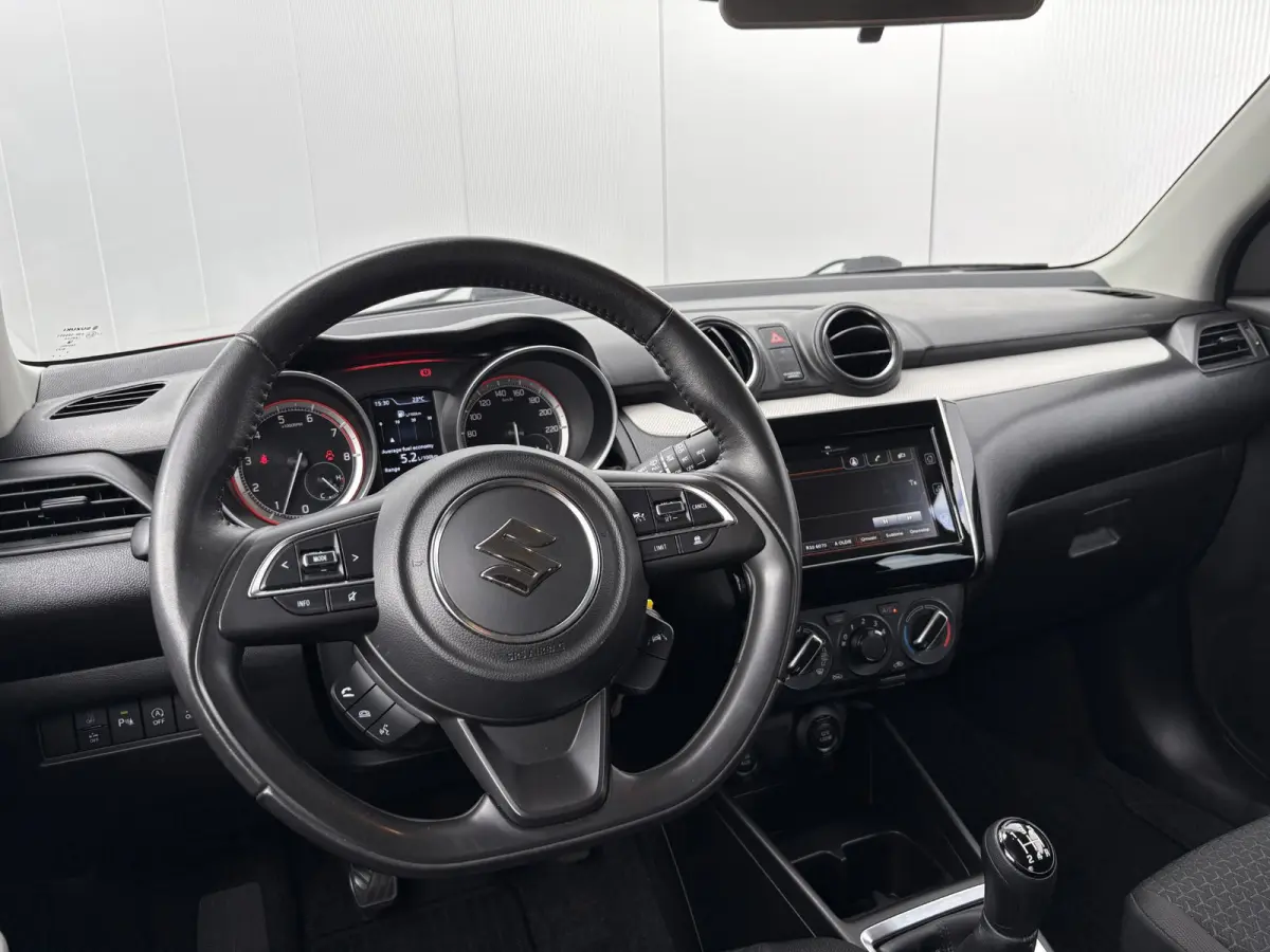 1.2 Select Smart Hybrid / Trekhaak met afneembare kogel 1000kg geremd / Navigatie / Fabrieksgarantie tot 2030 / Airco / Apple carplay/Android Auto / Cruise control adaptief /