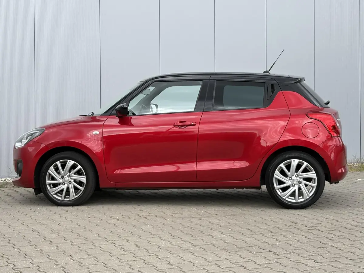 1.2 Select Smart Hybrid / Trekhaak met afneembare kogel 1000kg geremd / Navigatie / Fabrieksgarantie tot 2030 / Airco / Apple carplay/Android Auto / Cruise control adaptief /