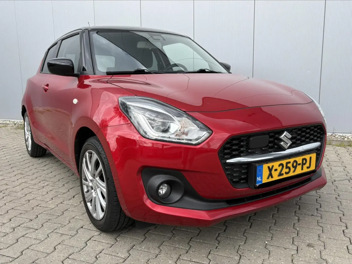 1.2 Select Smart Hybrid / Trekhaak met afneembare kogel 1000kg geremd / Navigatie / Fabrieksgarantie tot 2030 / Airco / Apple carplay/Android Auto / Cruise control adaptief /