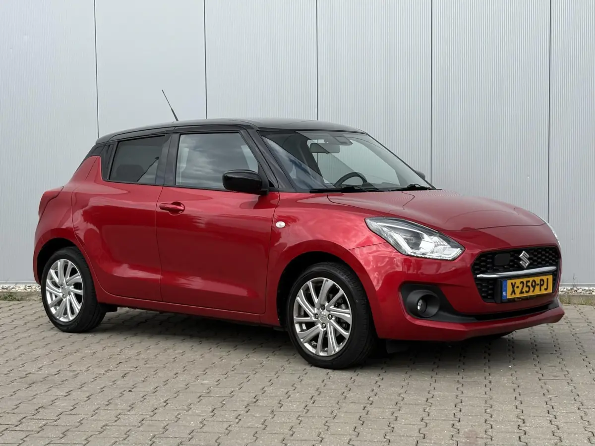 1.2 Select Smart Hybrid / Trekhaak met afneembare kogel 1000kg geremd / Navigatie / Fabrieksgarantie tot 2030 / Airco / Apple carplay/Android Auto / Cruise control adaptief /