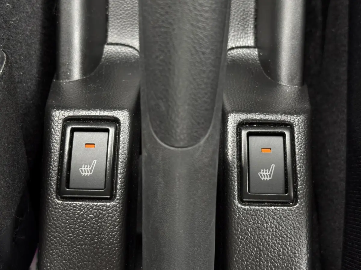 1.2 Select Smart Hybrid / Trekhaak met afneembare kogel 1000kg geremd / Navigatie / Fabrieksgarantie tot 2030 / Airco / Apple carplay/Android Auto / Cruise control adaptief /