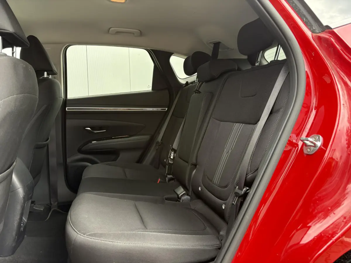 1.6 T-GDI HEV Comfort / Navigatie / Cruise control / Voorstoelen verwarmd / Apple CarPlay/Android Auto / Airco / Automaat / | Achteruitrijcamera | Apple Carplay/Android Auto | Cruise control