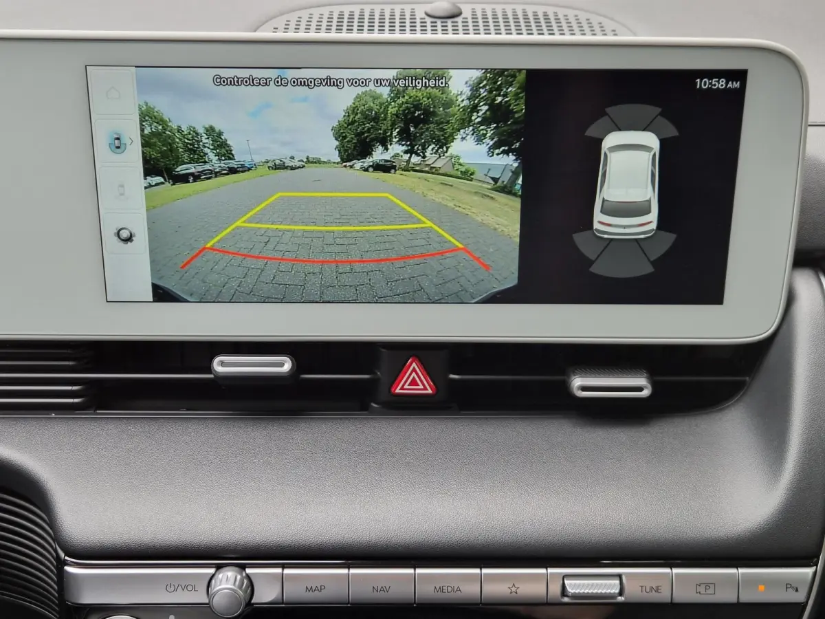 Connect 77.4 kWh / SOH 100% / Fabrieksgarantie tot 04-2028 / Dealer onderhouden / CCS snelladen / WLTP bereik 507 km bereik stad 710 km / Stuur- Stoel & Achterbank verwarming / Trekgewicht 1