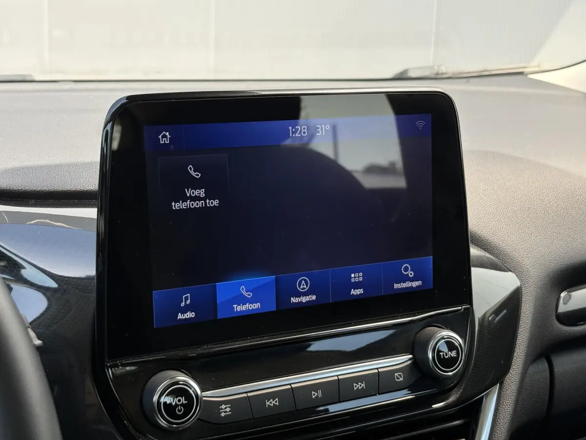 1.0 EcoBoost Titanium / Aicro / Cruise Control / Apple Carplay /Android Auto / Navigatie /
