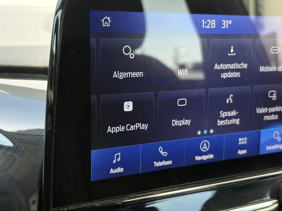 1.0 EcoBoost Titanium / Aicro / Cruise Control / Apple Carplay /Android Auto / Navigatie /