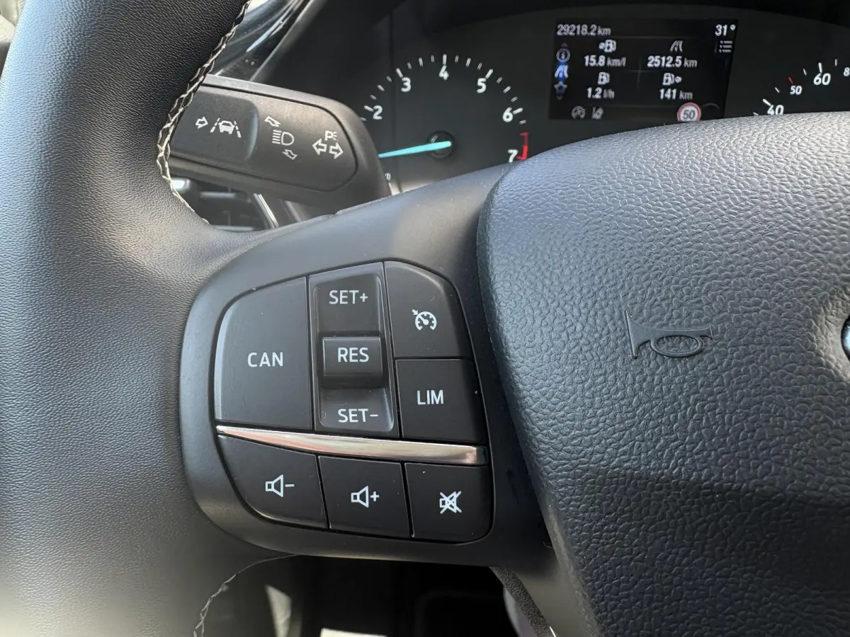 1.0 EcoBoost Titanium / Aicro / Cruise Control / Apple Carplay /Android Auto / Navigatie /