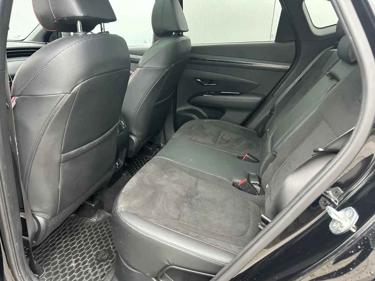 1.6 T-GDI HEV N Line Sky / Trekhaak Afneembaar 1650 KG Trekgewicht / Navigatie / Airco Automatisch / Stoelverwarming Voor & Achterin / Stuurwiel Verwarming / | Achterbank verwarmd | Apple Ca
