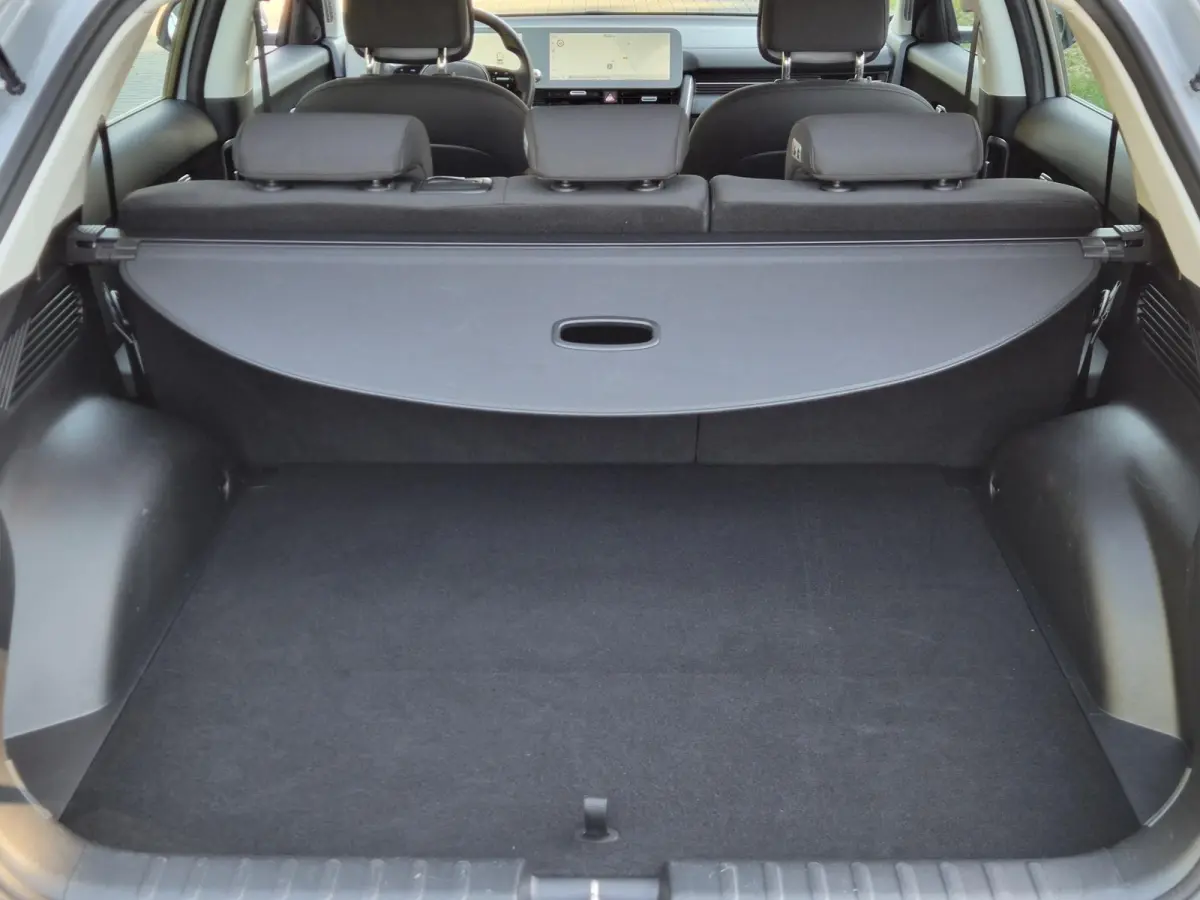 Style 58 kWh / SOH 100% / Dealer onderhouden / Fabrieksgarantie tot 05-2028 / CCS snelladen / Trekgewicht 1600 kg / Stuur- & Stoelverwarming / Adaptief cruise control / Achteruitrijcamera / 
