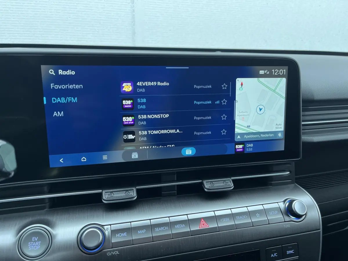 Long Range Pure Edition 64.8 kWh / Nieuw Uit Voorraad Leverbaar / Navigatie / Cruise Control Adaptief / Airco Vol Automatisch /