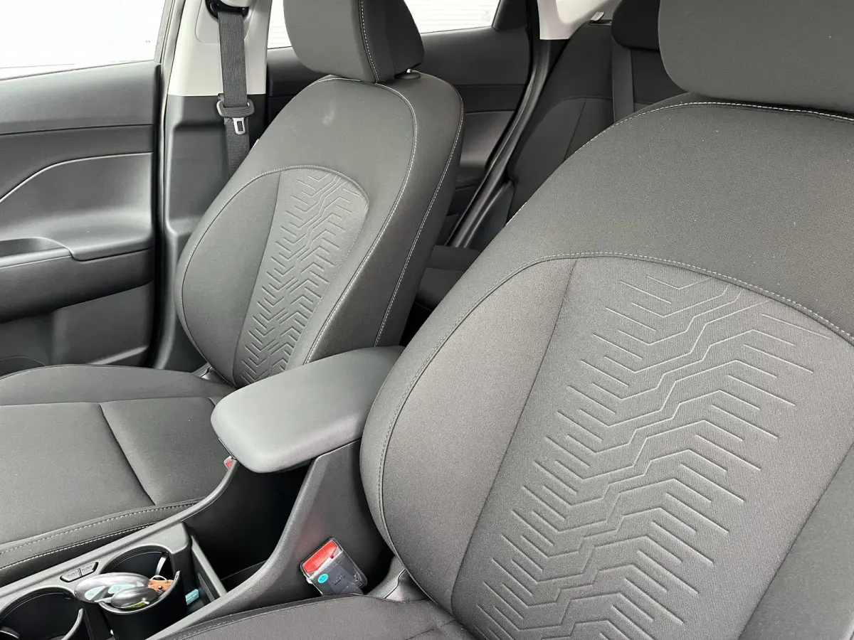 Long Range Pure Edition 64.8 kWh / Nieuw Uit Voorraad Leverbaar / Navigatie / Cruise Control Adaptief / Airco Vol Automatisch /