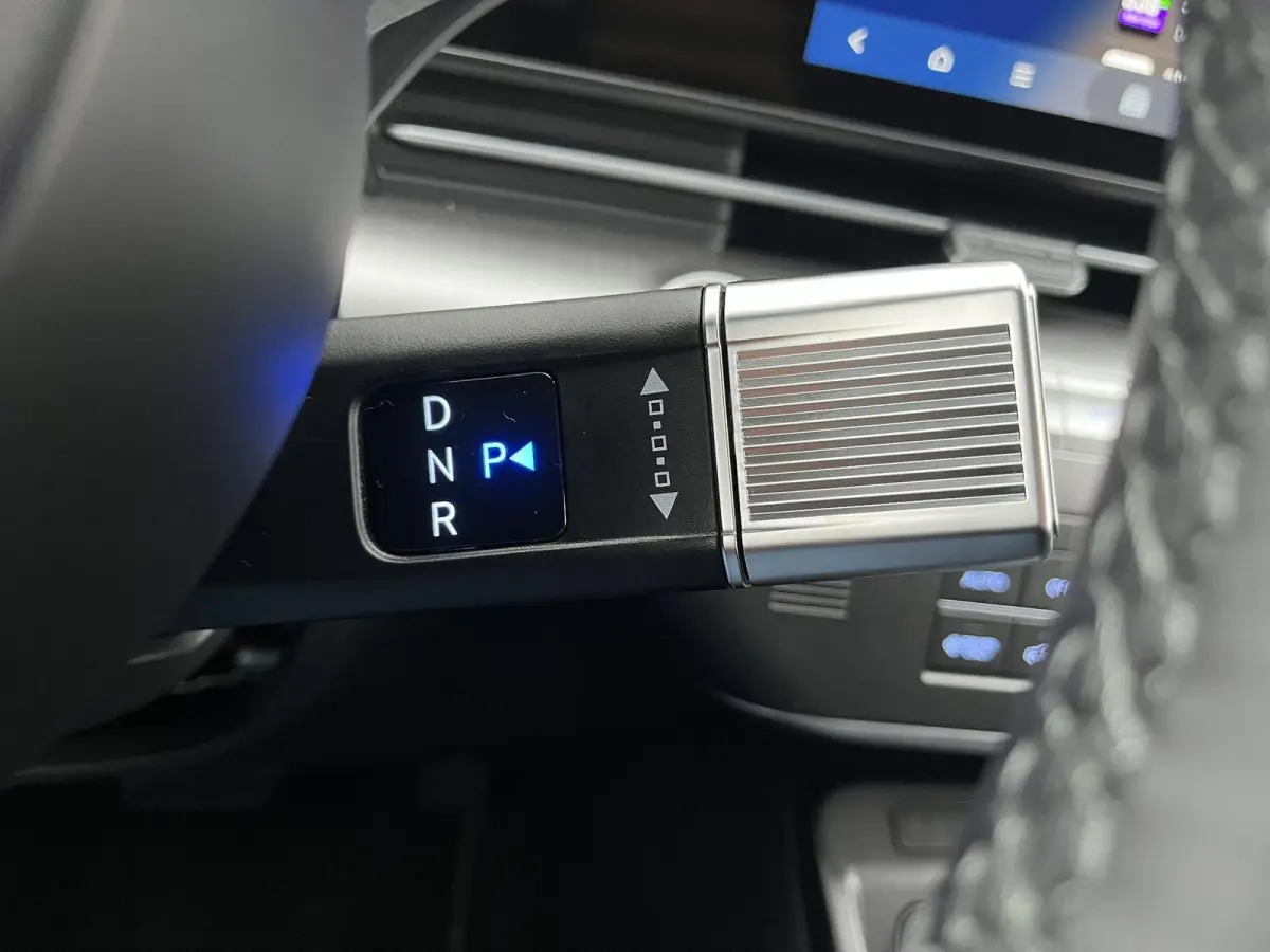 Long Range Pure Edition 64.8 kWh / Nieuw Uit Voorraad Leverbaar / Navigatie / Cruise Control Adaptief / Airco Vol Automatisch /