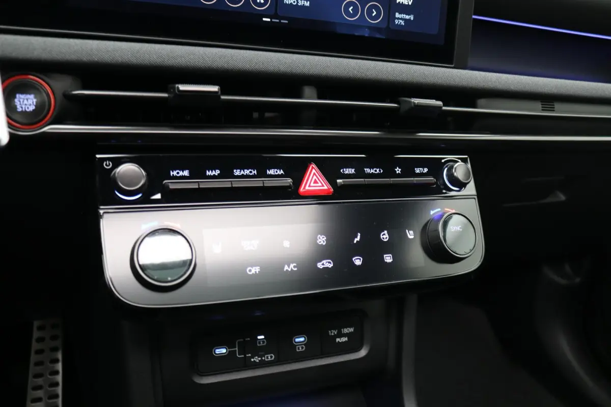1.6 T-GDI PHEV N Line Business Sky / Uit Voorraad Leverbaar / Schuif&Kantel Dak / Stoel en Stuurwiel Verwarming Voorzijde /