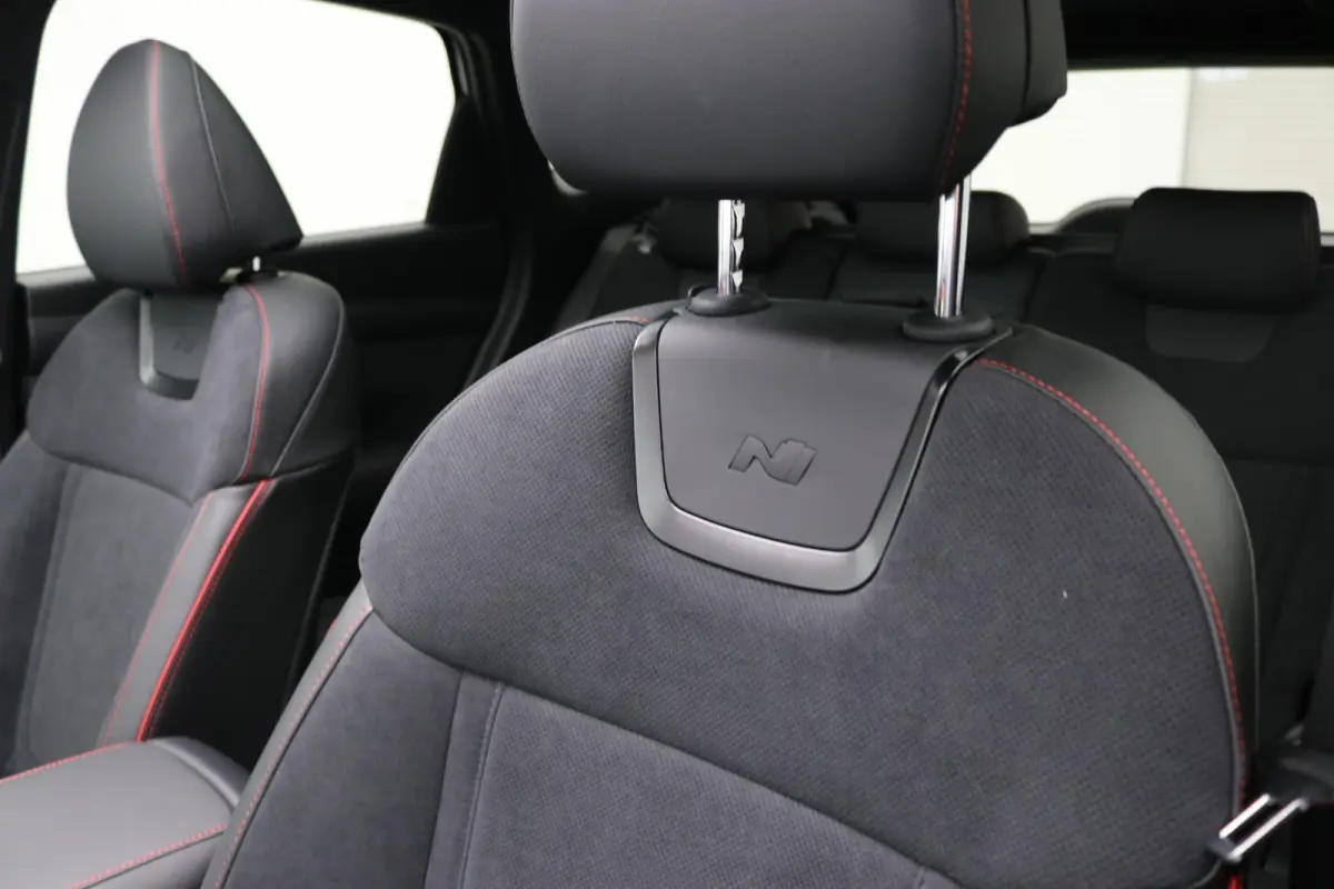 1.6 T-GDI PHEV N Line Business Sky / Uit Voorraad Leverbaar / Schuif&Kantel Dak / Stoel en Stuurwiel Verwarming Voorzijde /